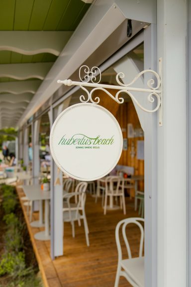 Hubertus Beach Schild – Strandbar am Seestrand Niemtsch