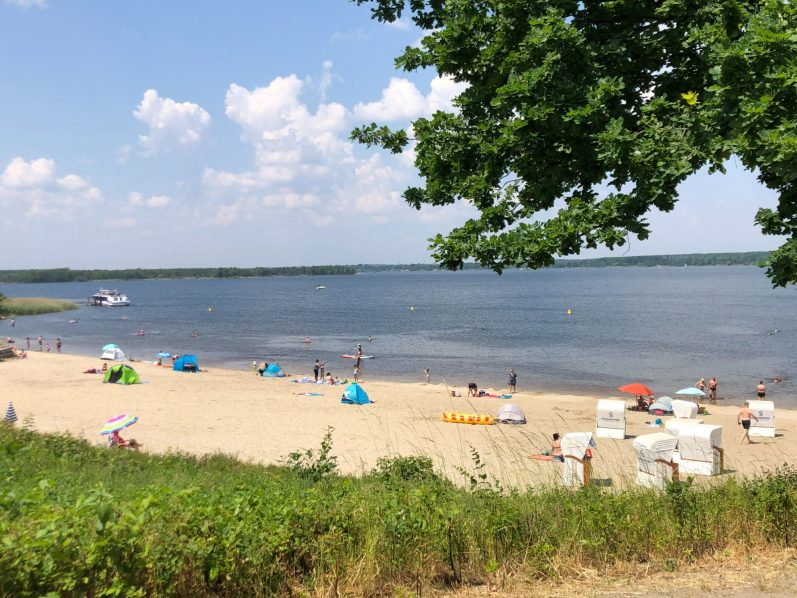 Badestrand am Senftenberger See – Kurzurlaub in der Lausitz